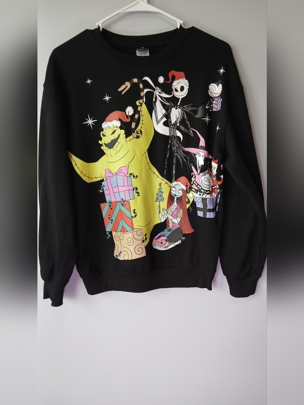 Disneys Nightmare Before Christmas Womens XS Sweatshirt Spooky Weird - Picture 2 of 4